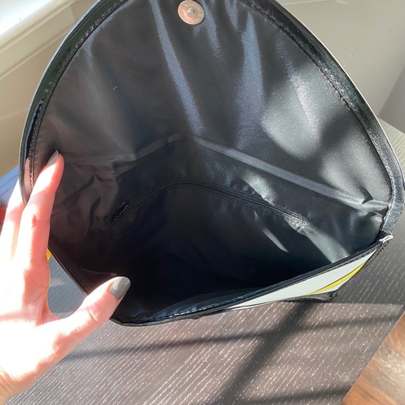 Joseph Ribkoff Clutch - Picture 3 of 3